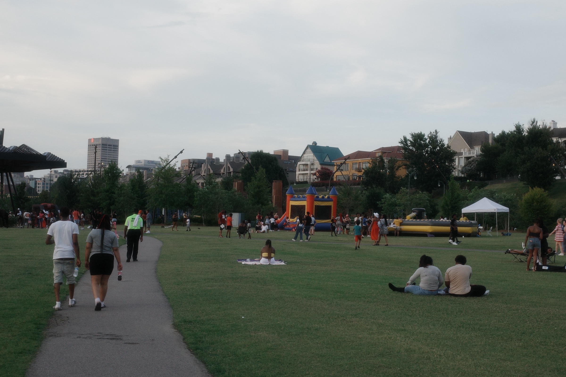 R0000889.JPG